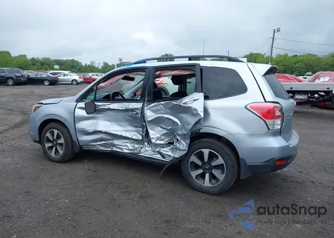 2018 Subaru Forester 2.5I Premium from USA, damaged, VIN JF2SJAEC3JH605195